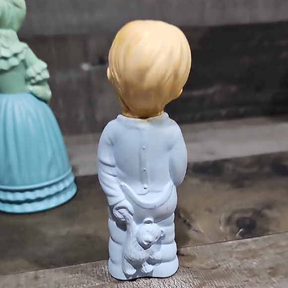 Vintage Avon Purfume Bottles- Multicolor - Picture 13 of 14